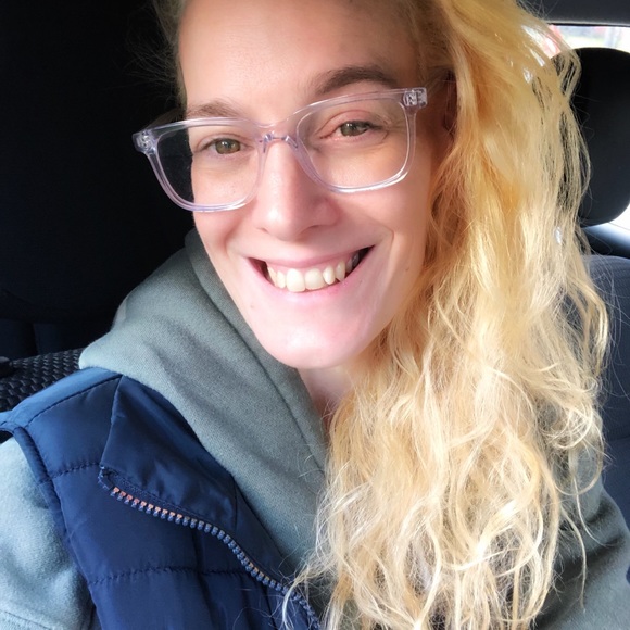 curatedbyKayy, that's me! - Picture 1 of 8